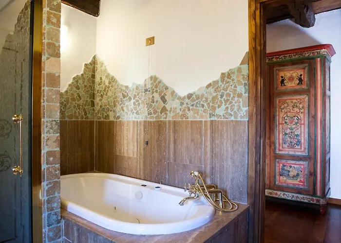 Cà Delle Glicini Casa vacanze Paruzzaro